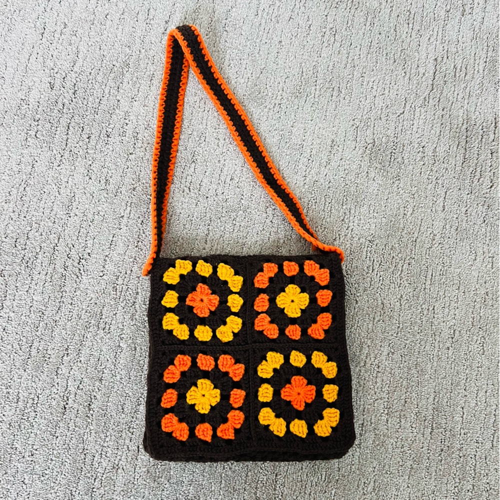 Vintage Crochet Orange and Brown Granny Square Purse - Picture 2 of 11